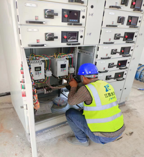 抗洪搶險報導(dǎo)-迎“汛”而上，奔赴前線 -348.png