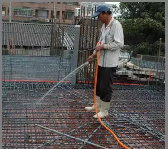 混凝土這樣施工，沒有蜂窩麻面、不爛根，還能間接縮短工期！